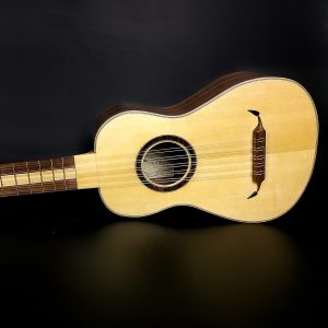 guitarro tradicional